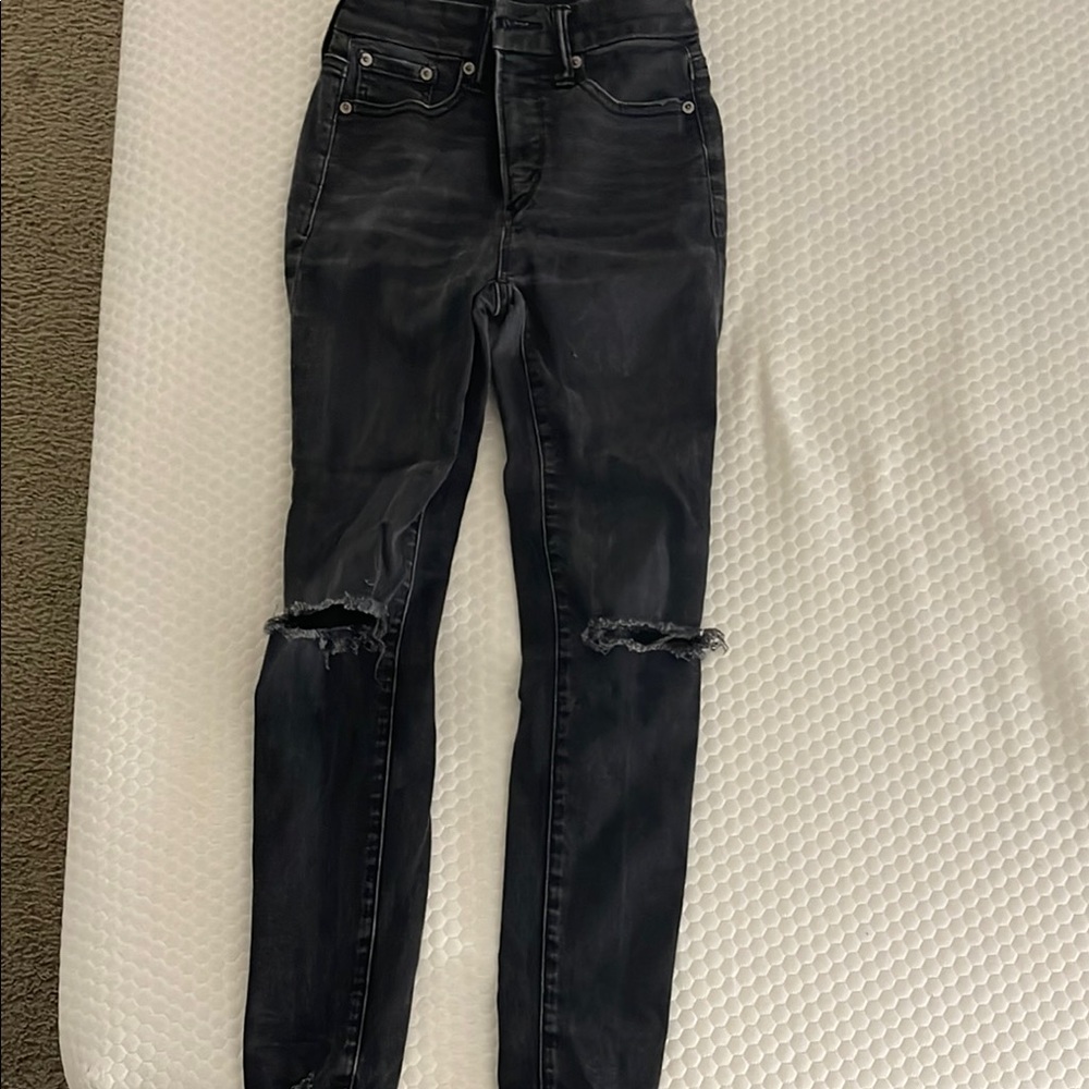 Women's Black Distressed Jeans